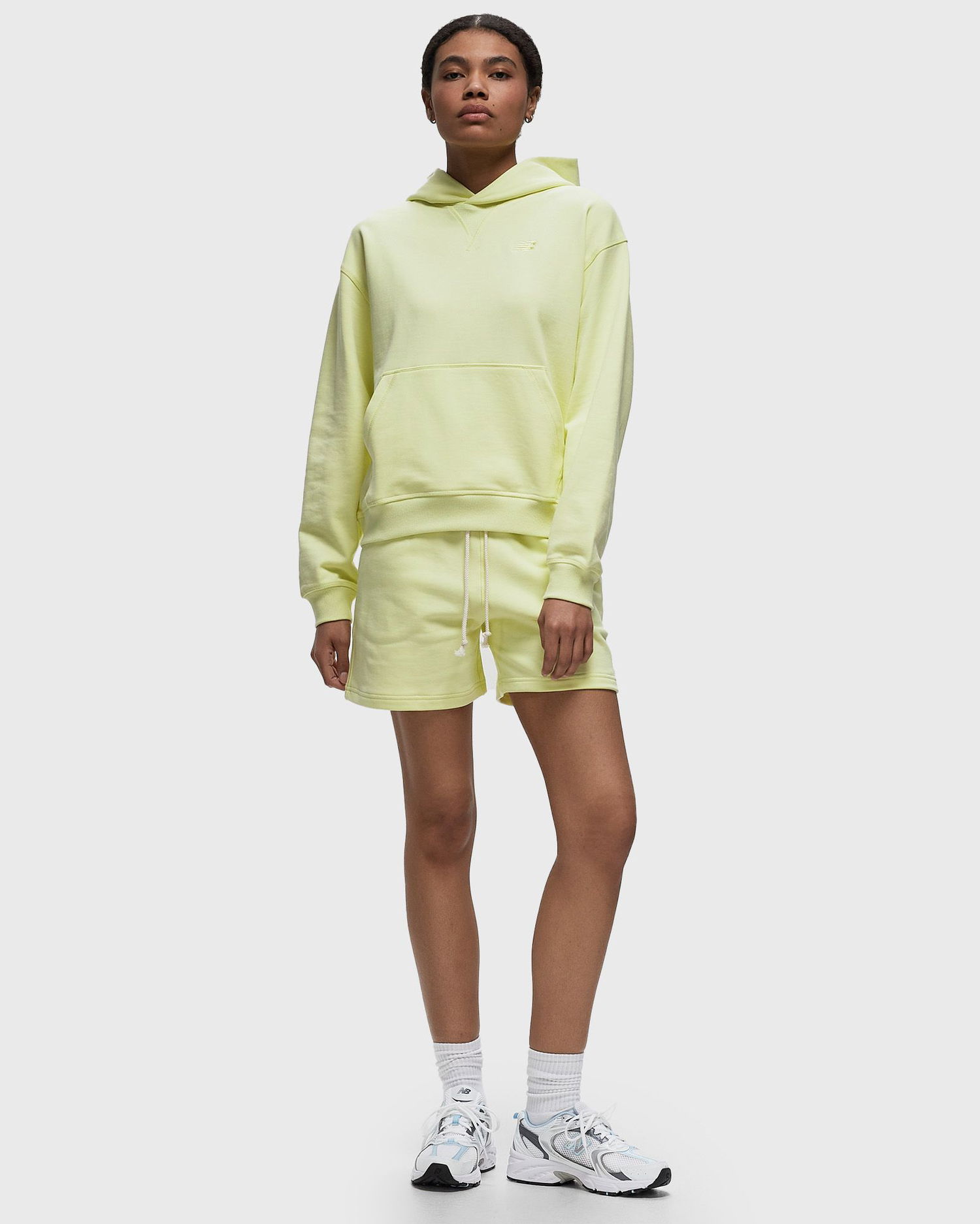Къси панталони New Balance Athletics French Terry Short Жълто | WS41508-LLT, 1