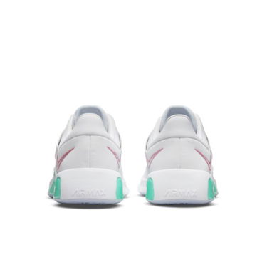 Кецове и обувки Nike Air Max Bella TR 4 "White" W Бяло | CW3398-105, 3