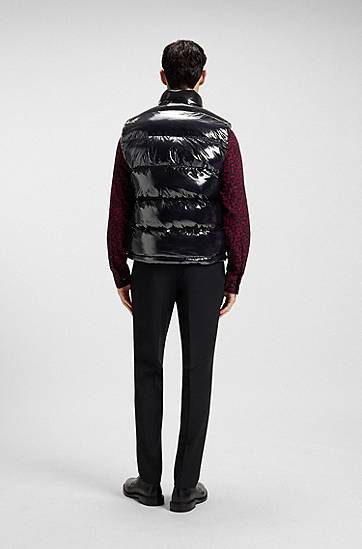 Жилетка BOSS Water-repellent Gloss Puffer Gilet Черно | 50547981, 1