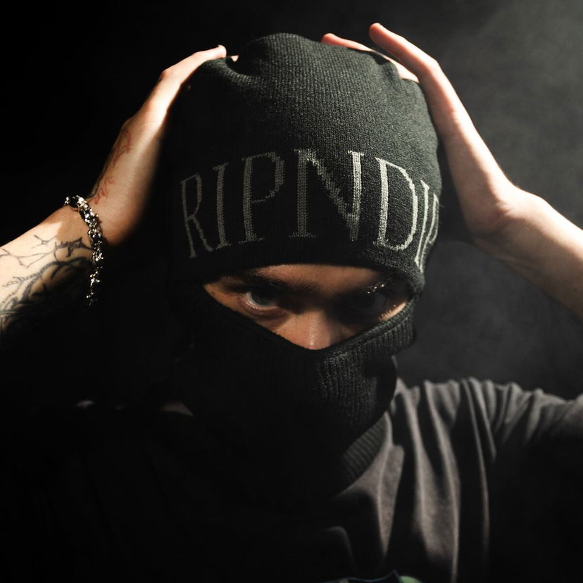 Кепки и шапки RIPNDIP Rip N Dip Fossil Balaclava Черно | RNDFALL25154