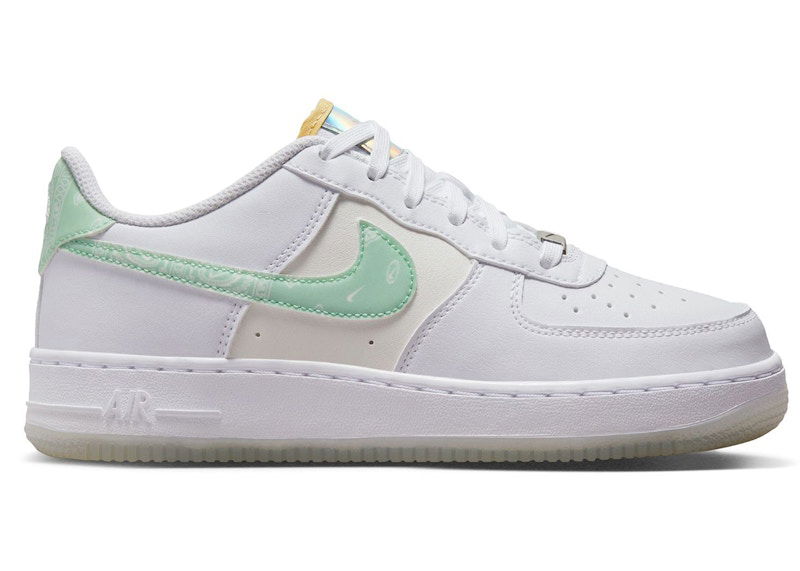 Кецове и обувки Nike Air Force 1 Low LV8 Pastel Paisley Бяло | FJ7706-131, 0