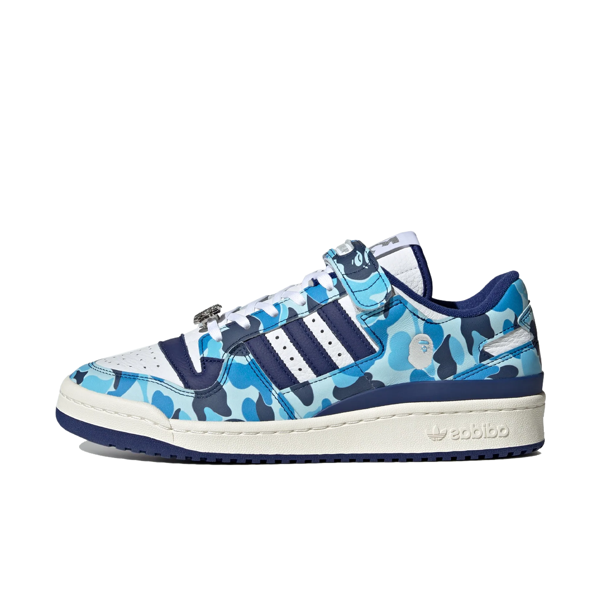 Кецове и обувки adidas Originals BAPE x Forum Low 84 30th Anniversary "Blue Camo" Синьо | ID4772, 0