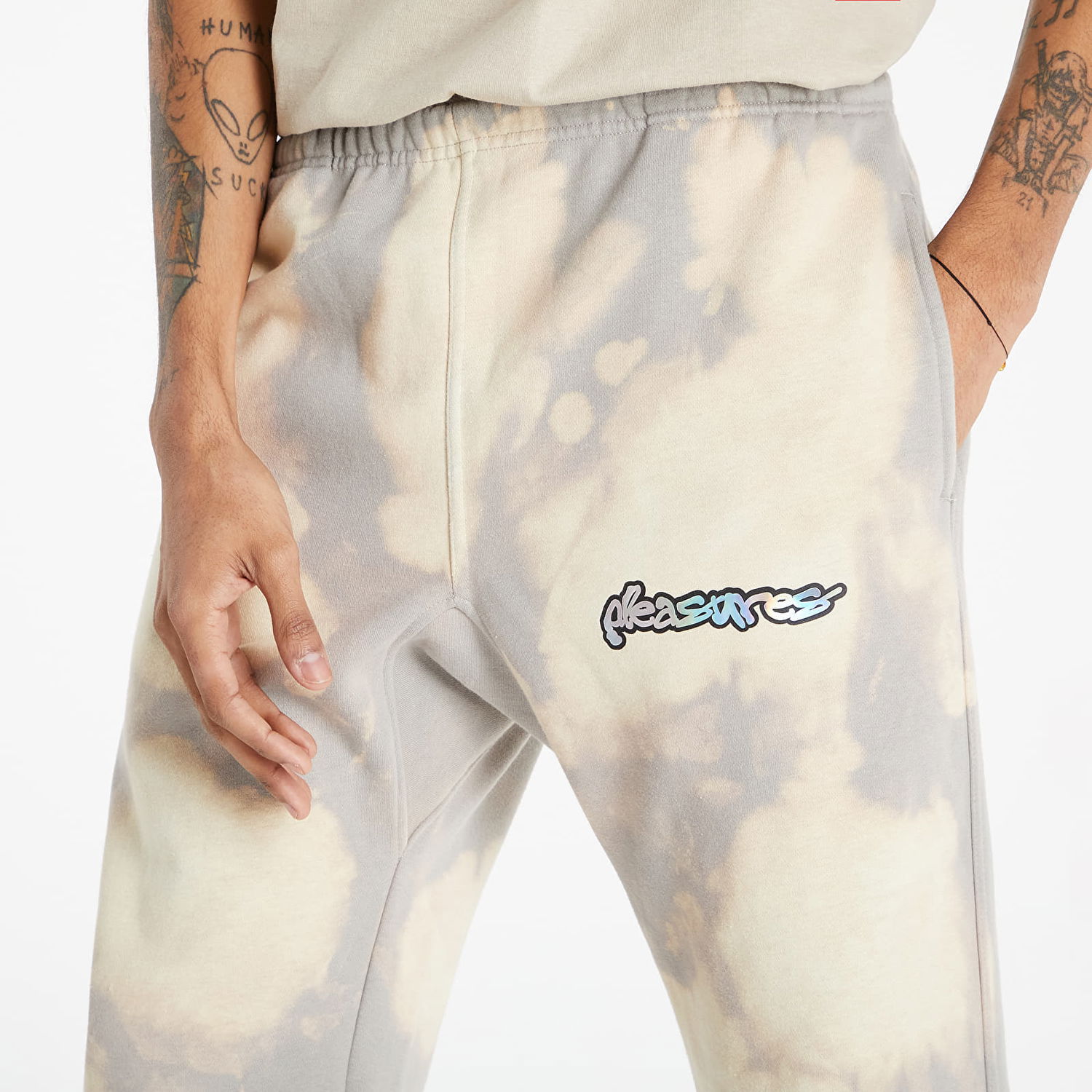 Спортни панталони Pleasures Decay Sweat Pant Бяло | P22SP030 bleach, 1