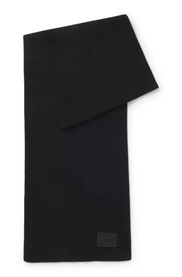 Шал BOSS Cotton Scarf with Logo Badge Черно | 50551521
