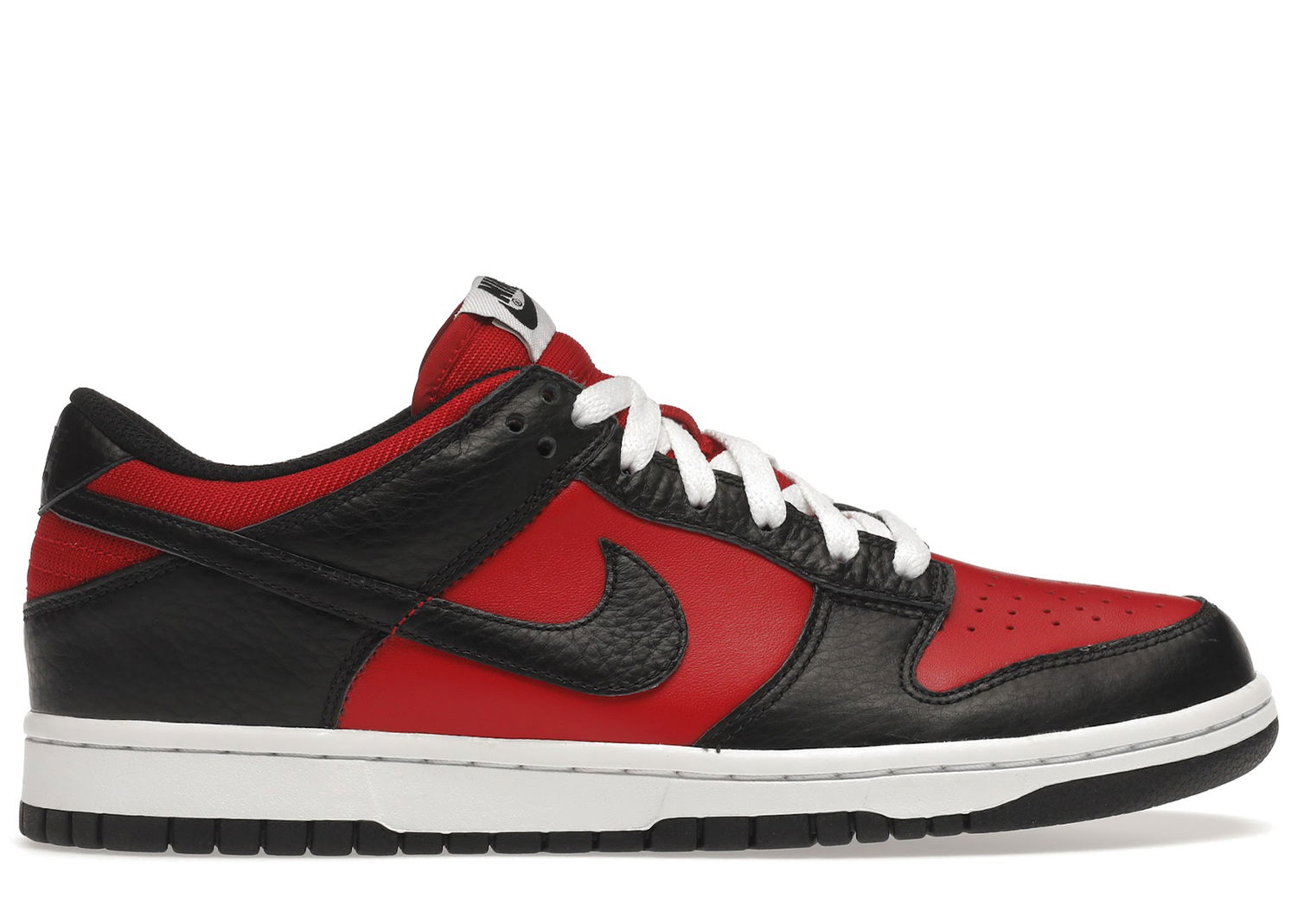 Кецове и обувки Nike Dunk Low Varsity Red Black 2010 Червено | 318019-601, 0