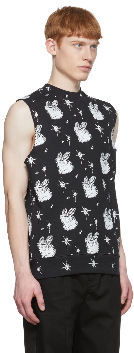 Потник We11done We11done Cotton Graphic-Print Sleeveless T-Shirt Черно | WD-TV1-22-559-U-BK, 1