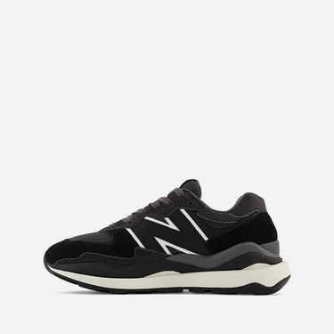 Кецове и обувки New Balance 57/40 Черно | W5740CHB, 2