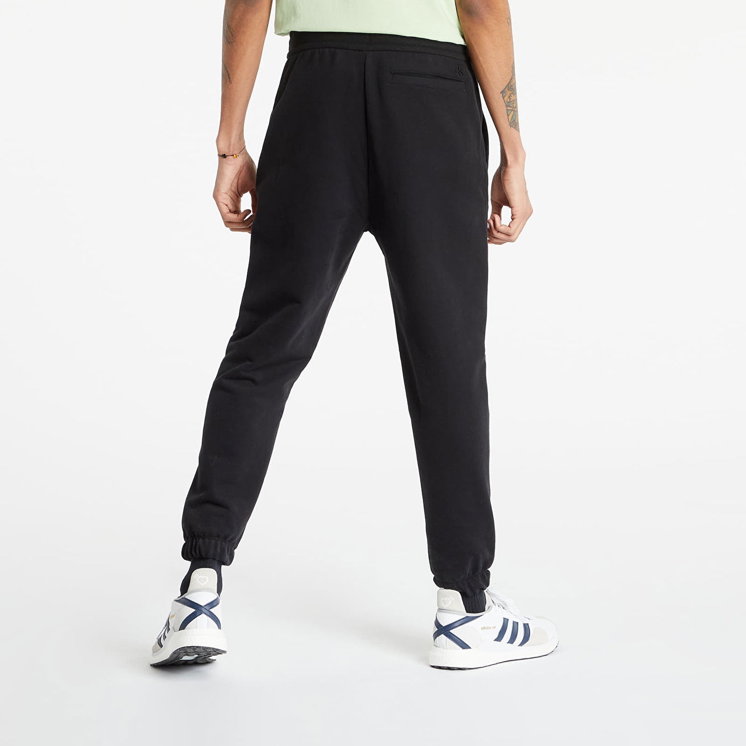 Спортни панталони CALVIN KLEIN Stacked Logo Hwk Pants Черно | J30J320590 BEH, 1