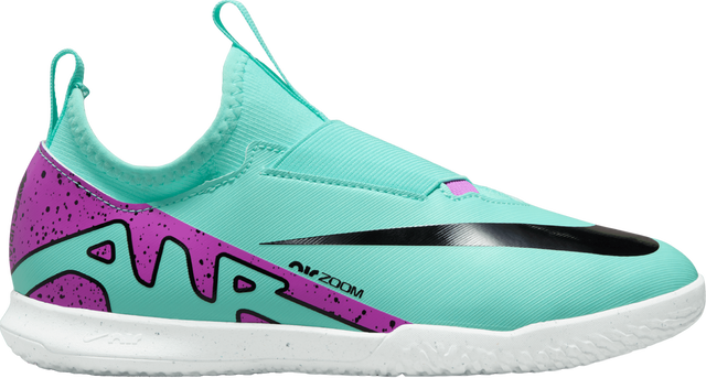 Zoom Vapor 15 Academy IC