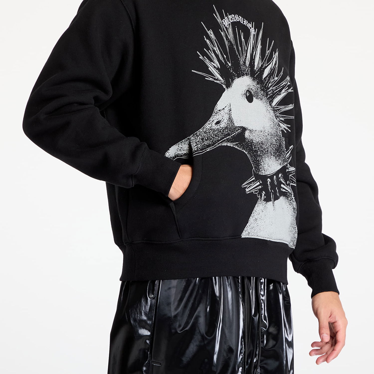 Суитчър Pleasures Punk Duck Print Hoodie Черно | P24W021 BLACK, 1