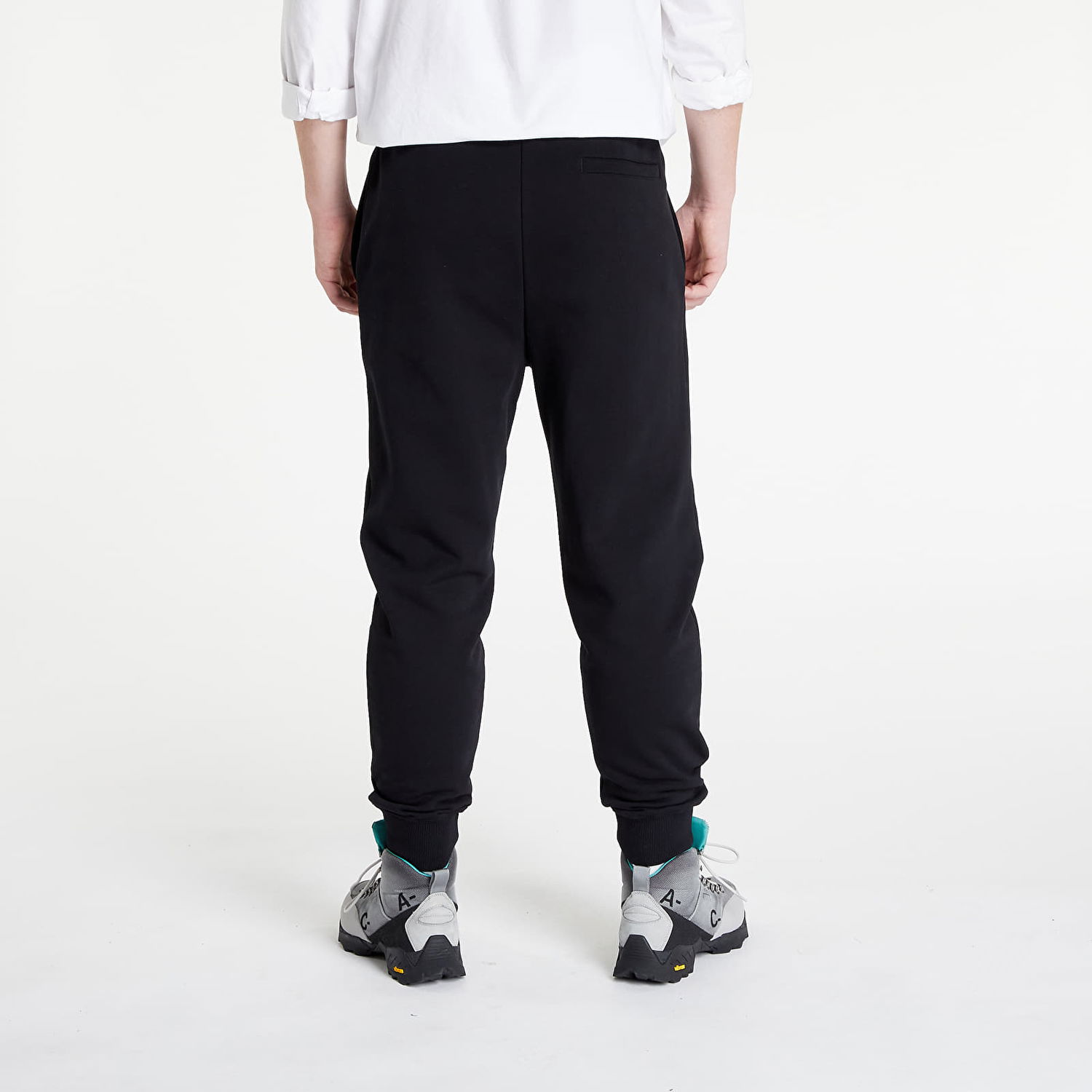 Спортни панталони A-COLD-WALL* Essential Logo Sweatpants Черно | ACWMB148 Black, 1