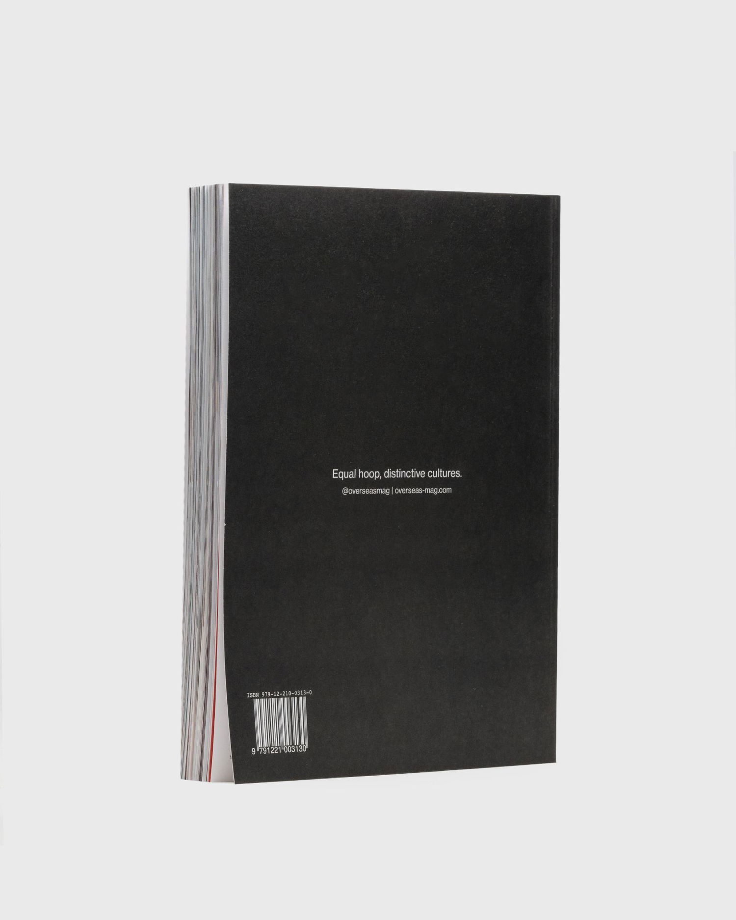 Книга и списание gestalten Books Overseas Magazine - Issue 01 Многоцветен | 9791221003130, 1