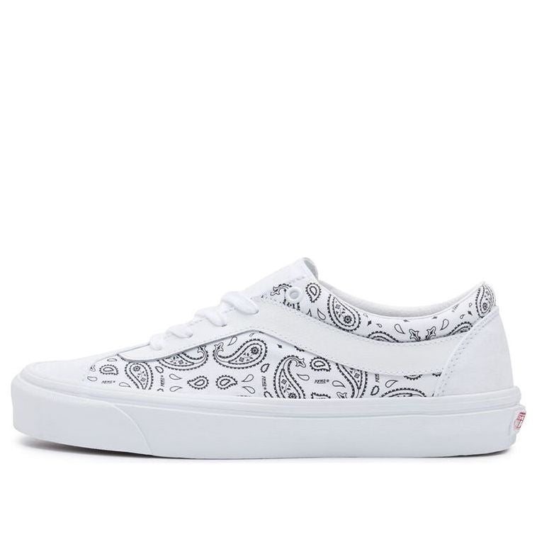 Кецове и обувки Vans Paisley Bold NI Бяло | VN0A3WLP42M
