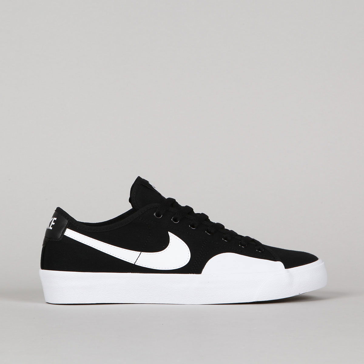 Кецове и обувки Nike SB Blazer Court Черно | CV1658-002, 0
