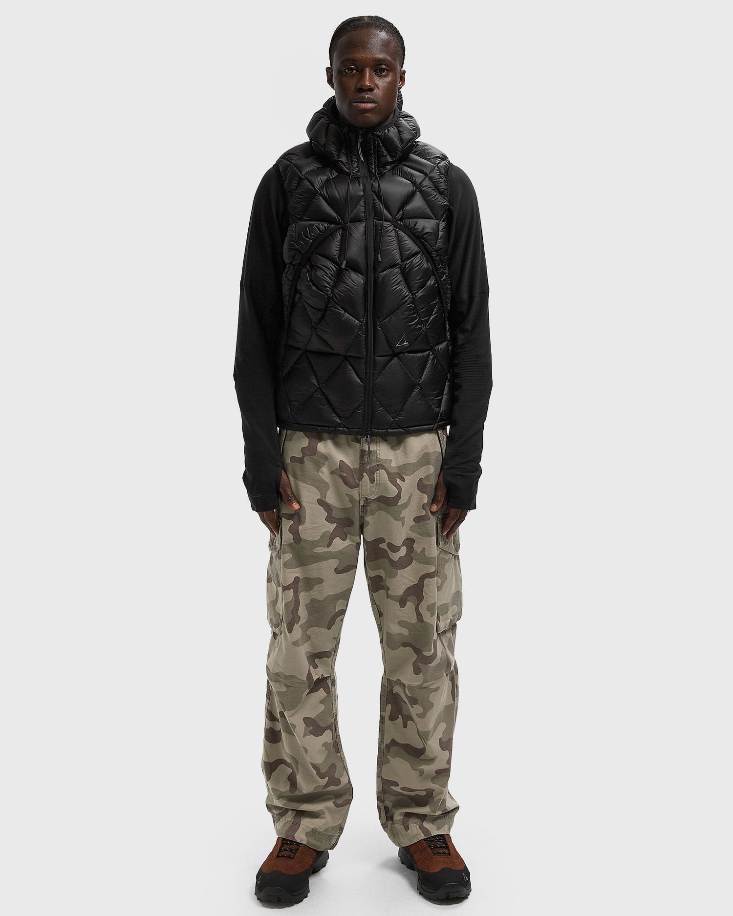 Жилетка ROA Nuna 800FP Hooded Down Vest Черно | RBMW0493FA327, 1