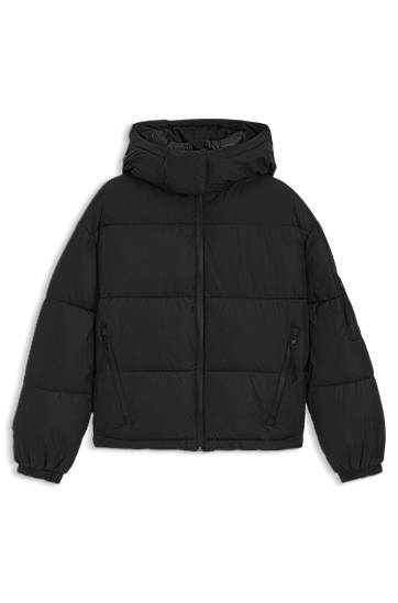 Water-repellent puffer jacket with detachable hood