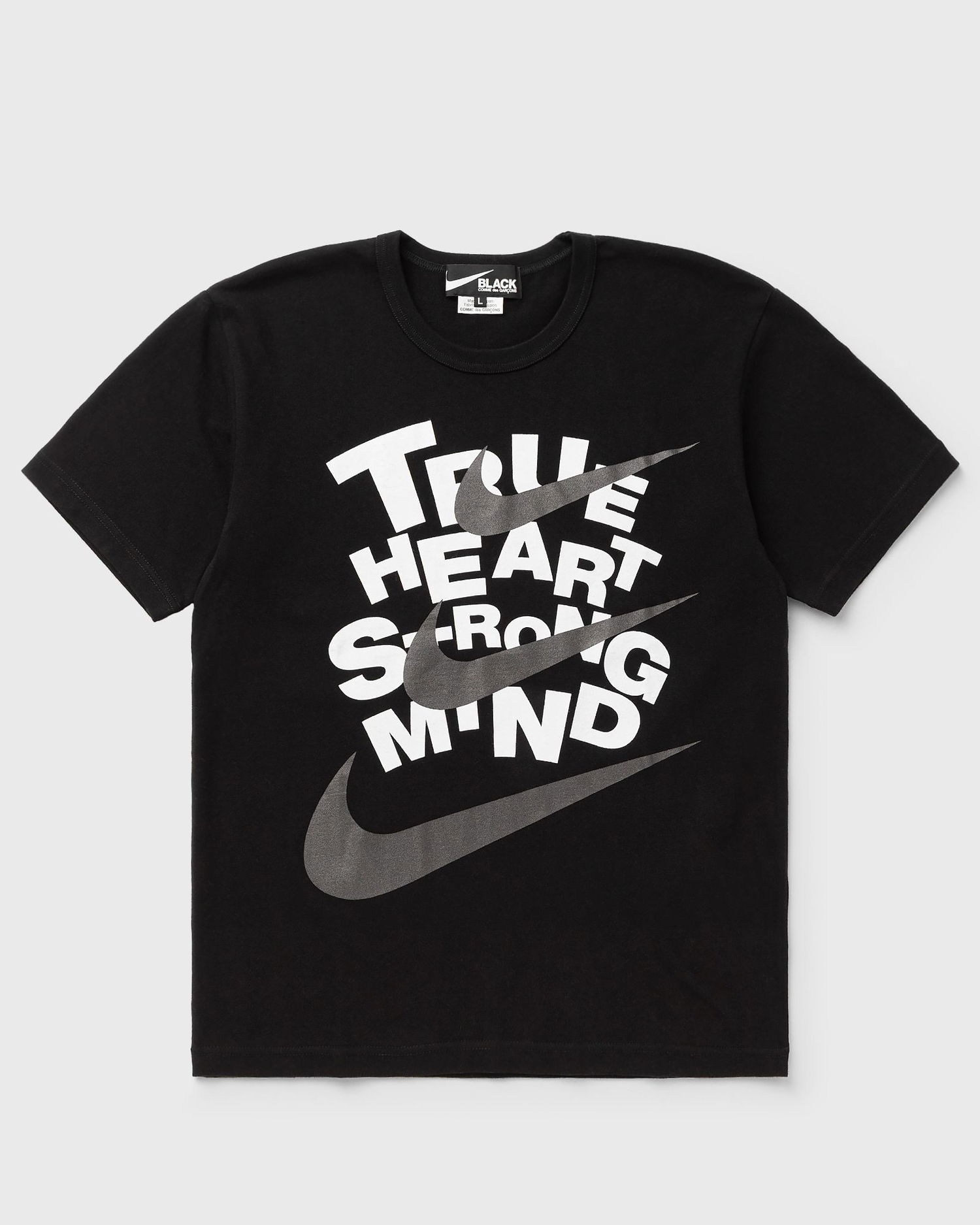 Тениска Comme des Garçons T-Shirt True Heart Strong Mind Graphic Черно | 1P-T104-W25-1, 0
