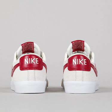 Кецове и обувки Nike SB Blazer Low GT Бежово | 704939-105, 2