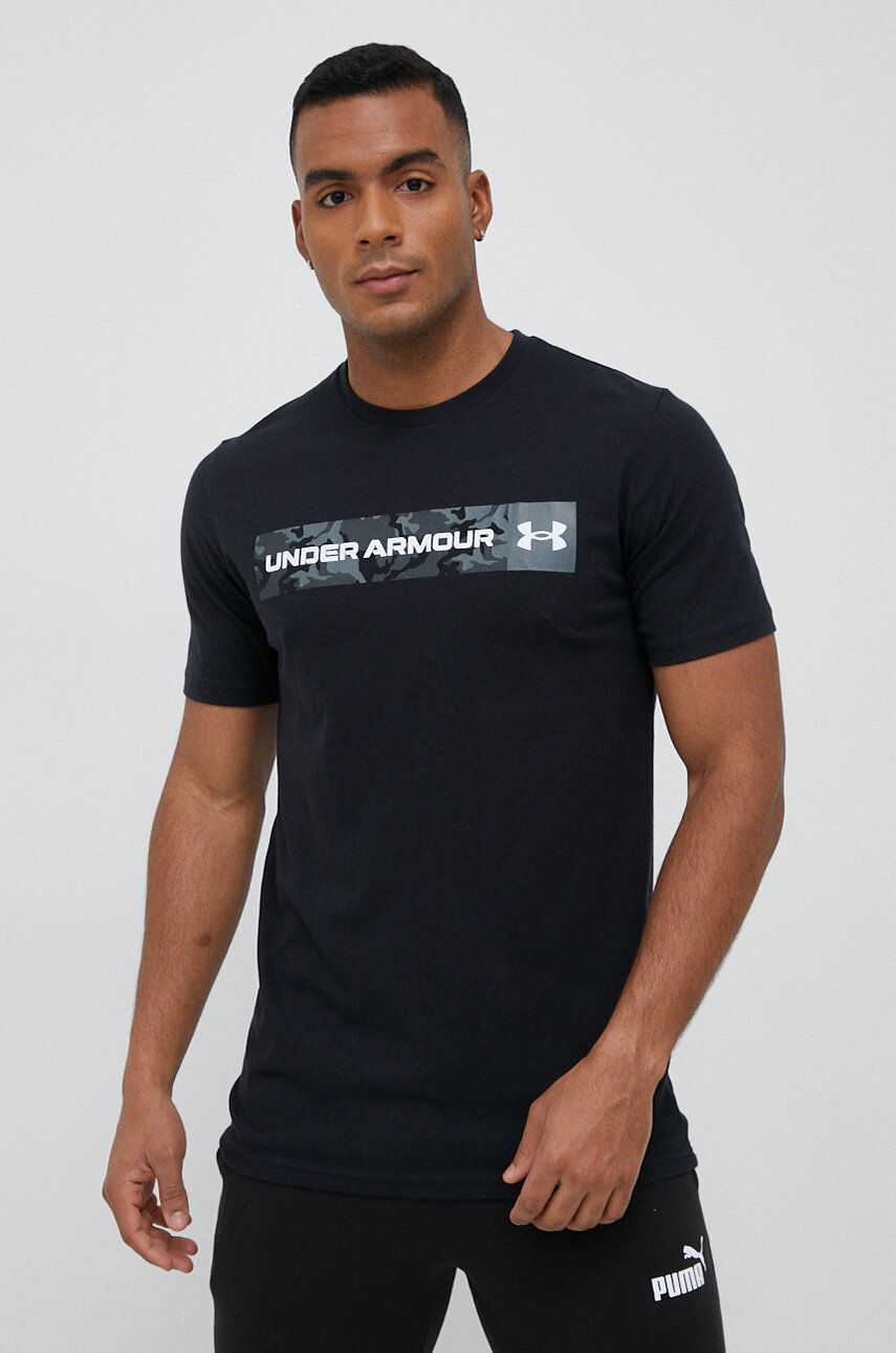 Тениска Under Armour Chest Stripe Tee Черно | 1376830, 0