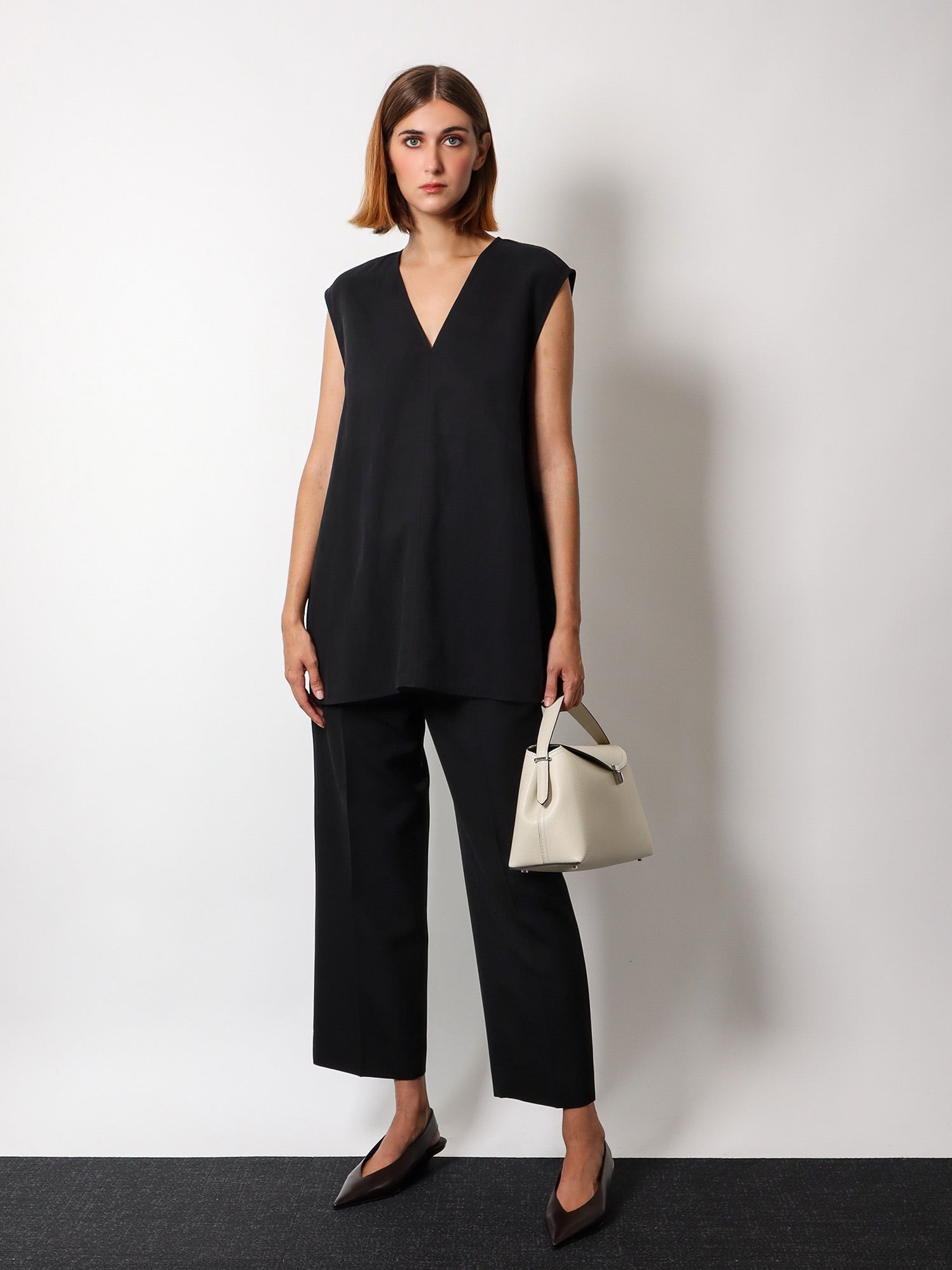 Потник TOTEME Black Sleeveless Blouse Черно | 242WRT1462FB0159001, 1