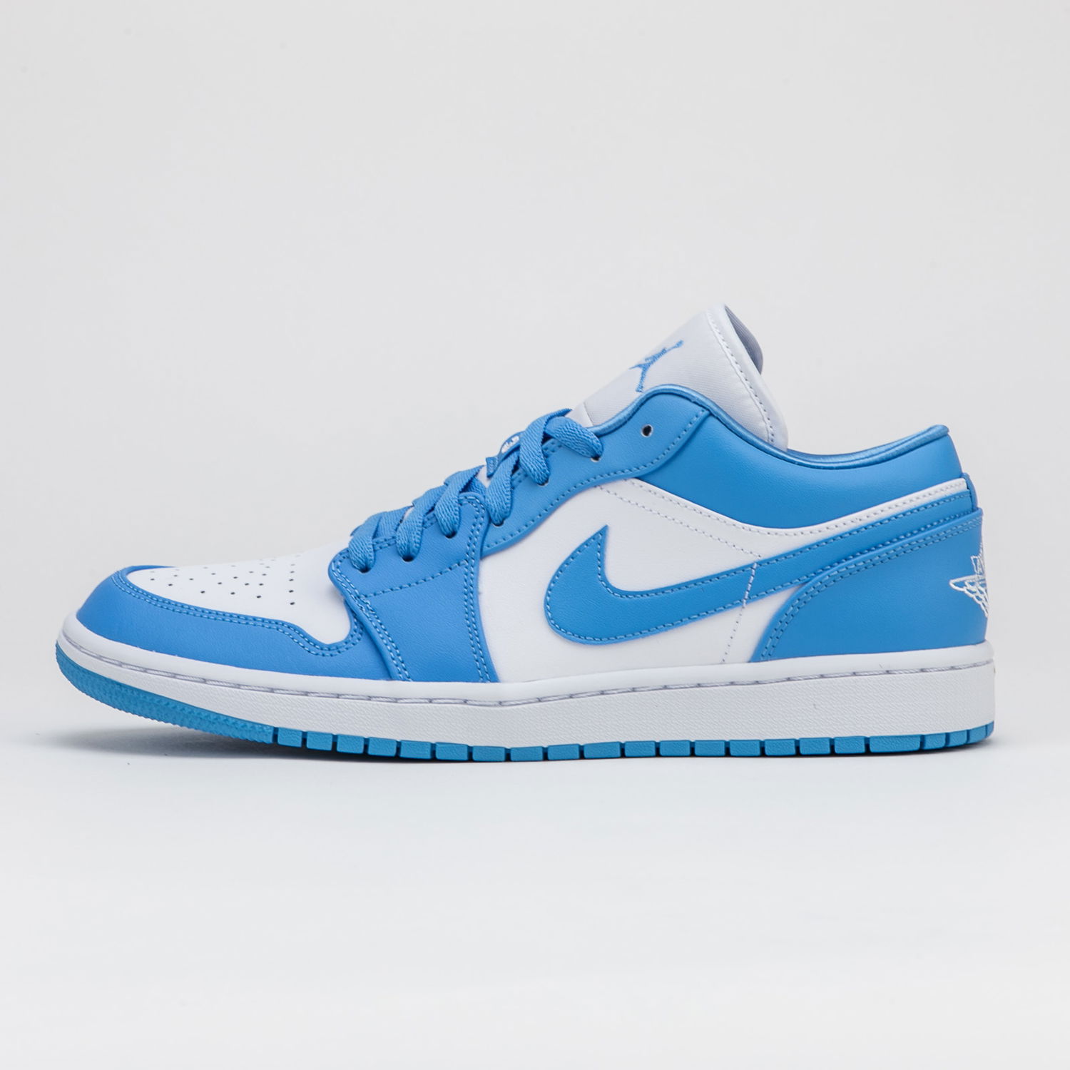 Кецове и обувки Jordan Air Jordan 1 Low "UNC" W Синьо | AO9944-441, 0