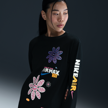 Пуловер Nike Nike Sportswear Long Sleeve Loose Fit Graphic T-Shirt Черно | HF9529-010, 0