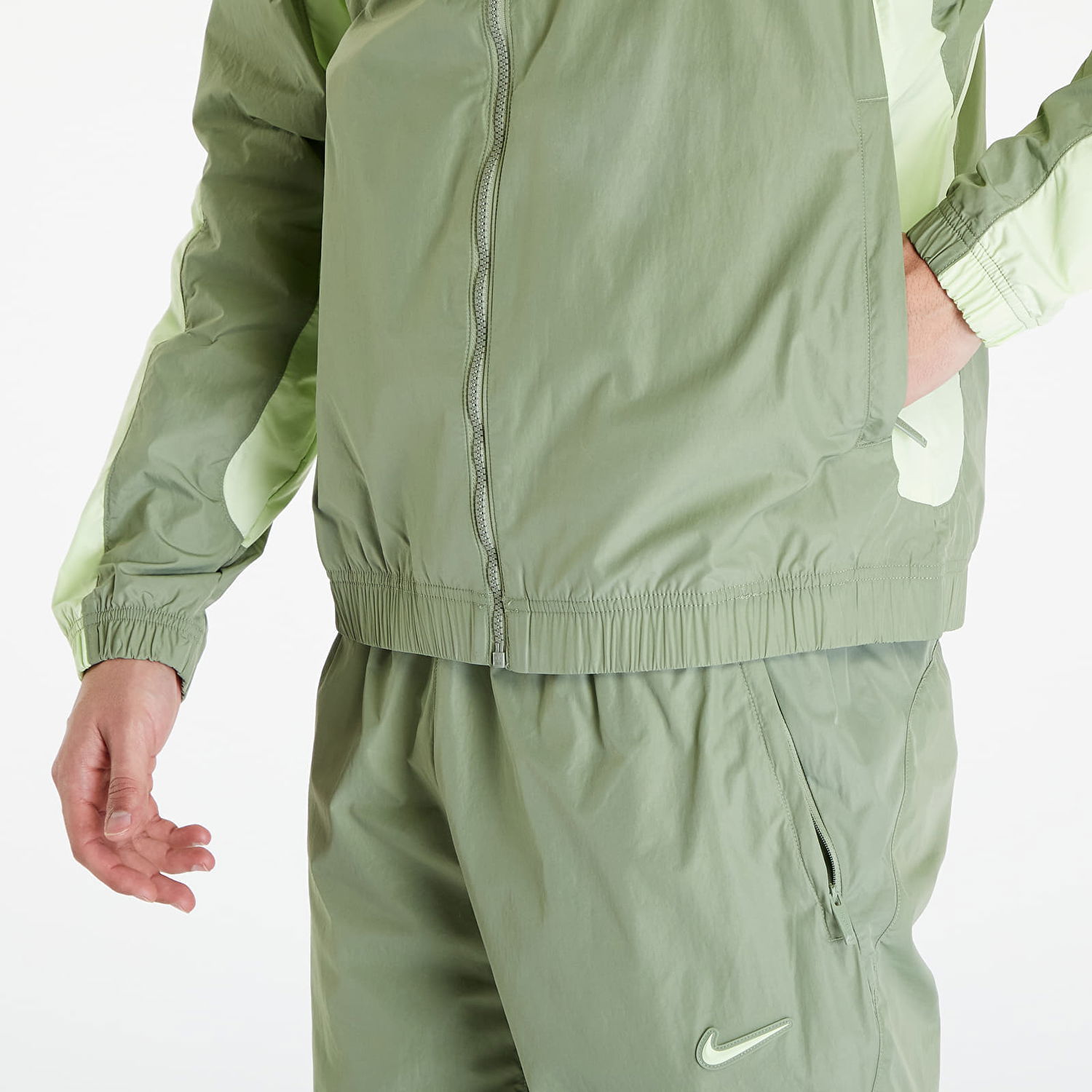 Ветровка Nike NOCTA x NRG CS WOVEN TRACK JACKET Зелено | FN7666-386, 1