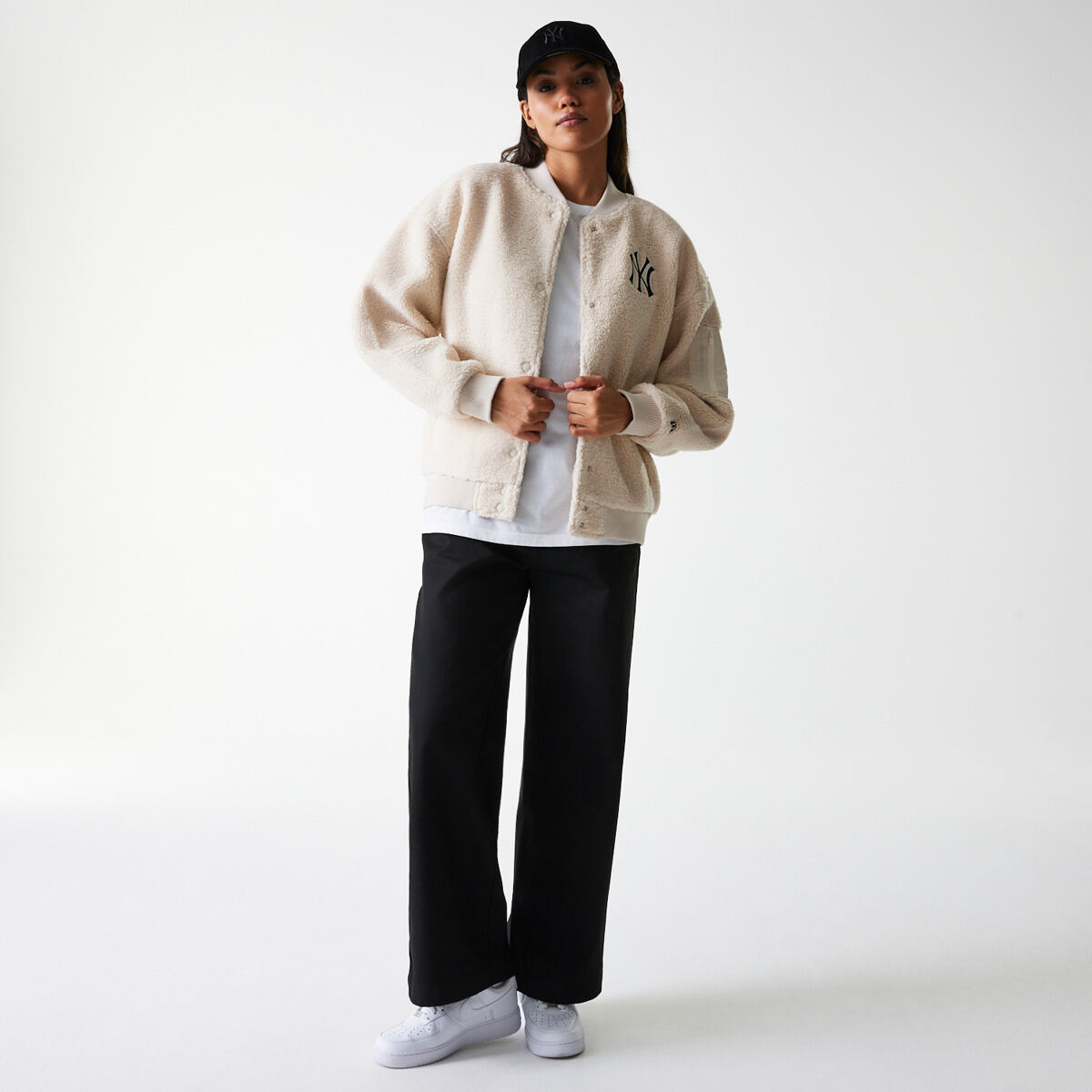 Яке бомбър New Era New Era MLB Sherpa Bomber Jacket NY Yankees Бежово | 60684447, 0