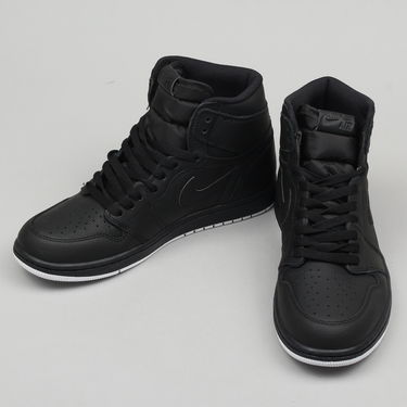 Кецове и обувки Jordan Air Jordan 1 Retro High OG "Perforated" Черно | 555088-002, 2