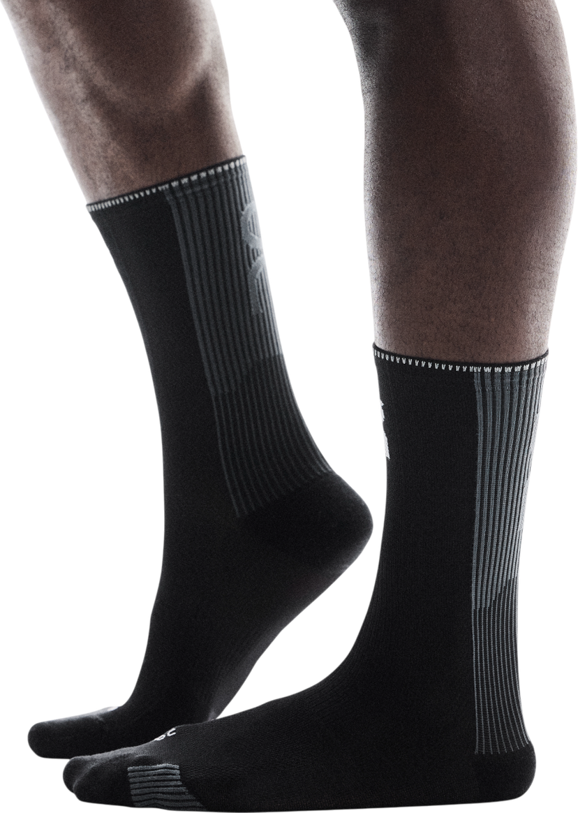 Чорапи On Running Performance Run High Socks Черно | 2uf10040106