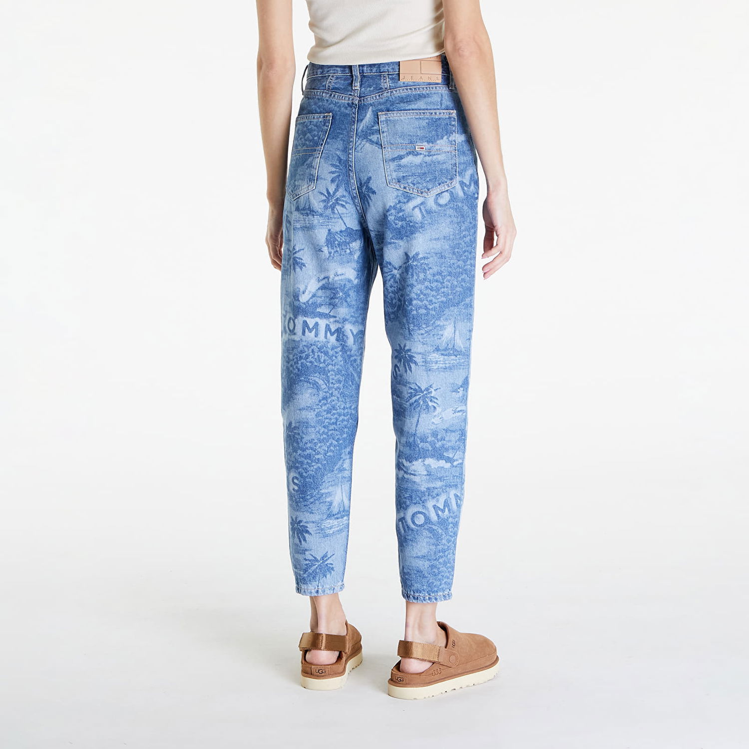 Дънки Tommy Hilfiger Mom Jean Ultra High Tapered Jeans Denim Medium Синьо | DW0DW17563 1A5, 1