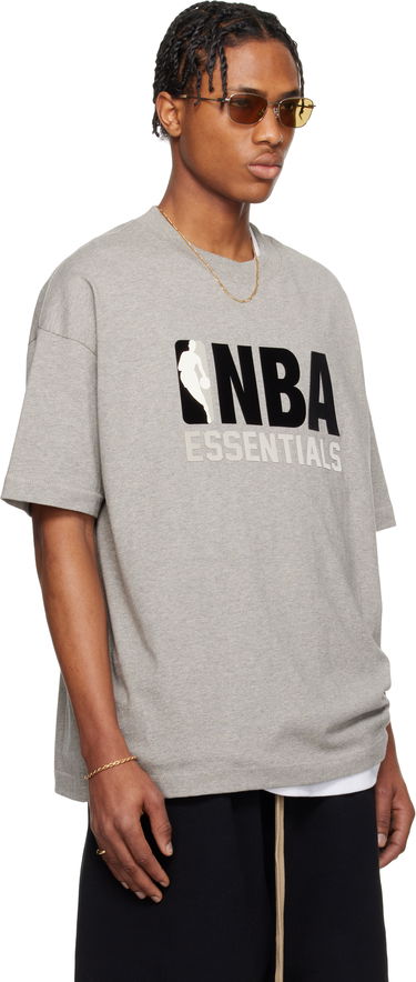 Тениска Fear of God Fear of God ESSENTIALS NBA Short Sleeve T-Shirt Сиво | 125AL244100F, 1
