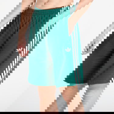 Къси панталони adidas Originals Shorts 3S Short Зелено | KE3563, 1