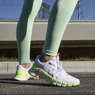 Кецове и обувки Nike Free Metcon 5 Бяло | DV3950-104, 1