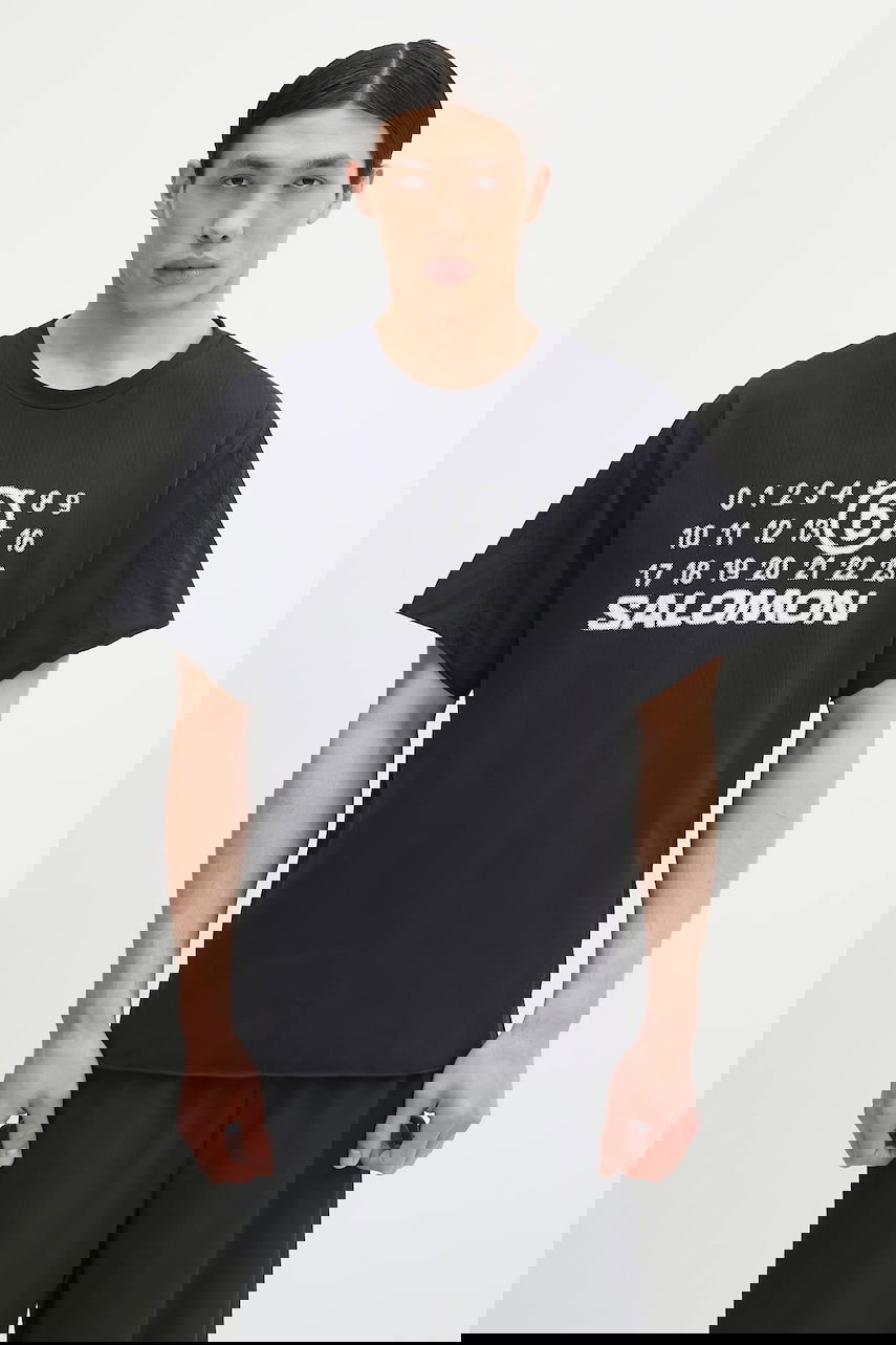 Тениска Maison Margiela MM6 Maison Margiela x Salomon Printed T-Shirt Черно | SH0GC0051, 0