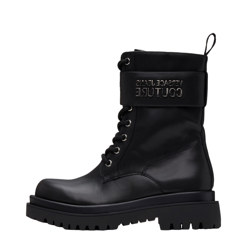 Кецове и обувки Versace Black Leather Logo Drew Boots Черно | E77VA3S64_E71570