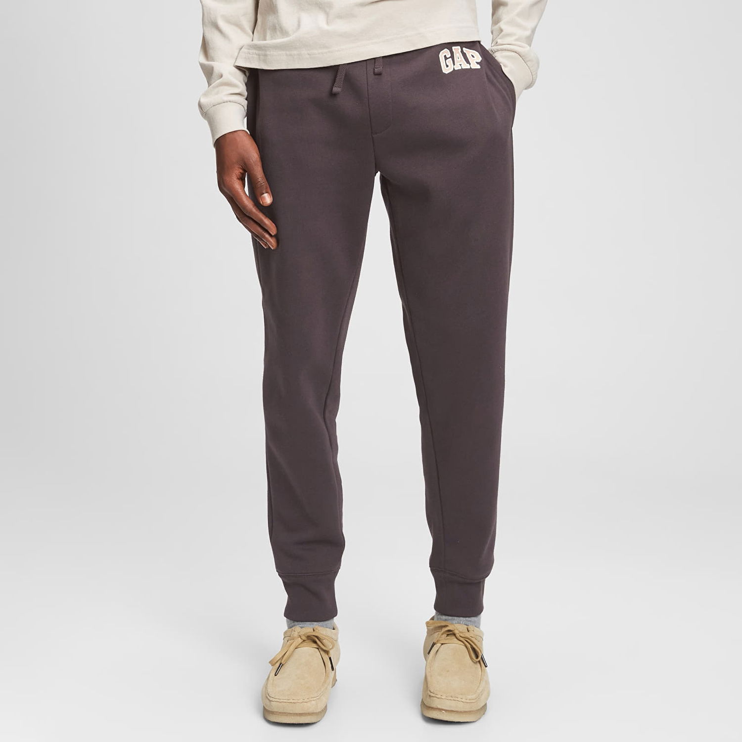 Панталони и дънки GAP Logo Jogger Turkish Coffee XS Черно | 804257-08, 1