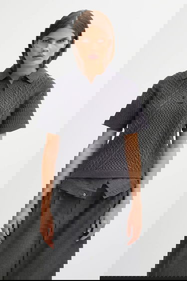 Пуловер JW Anderson JW Anderson Cropped Cable Knit Polo Сиво | KW1443.YN0446, 0