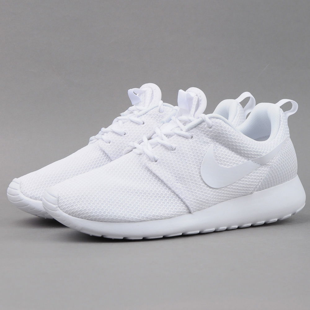 Кецове и обувки Nike Roshe One Бяло | 511882-111, 0