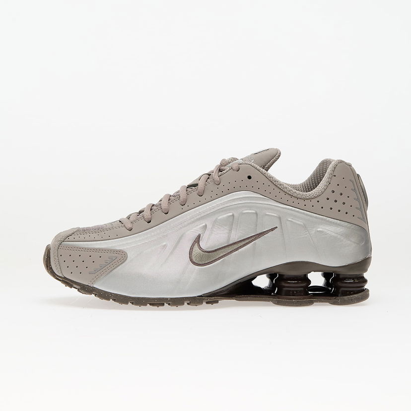 Кецове и обувки Nike Shox R4 Сиво | HQ1988-200
