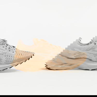Кецове и обувки Asics Sneakersnstuff Novablast Бежово | 1202A131-700, 1