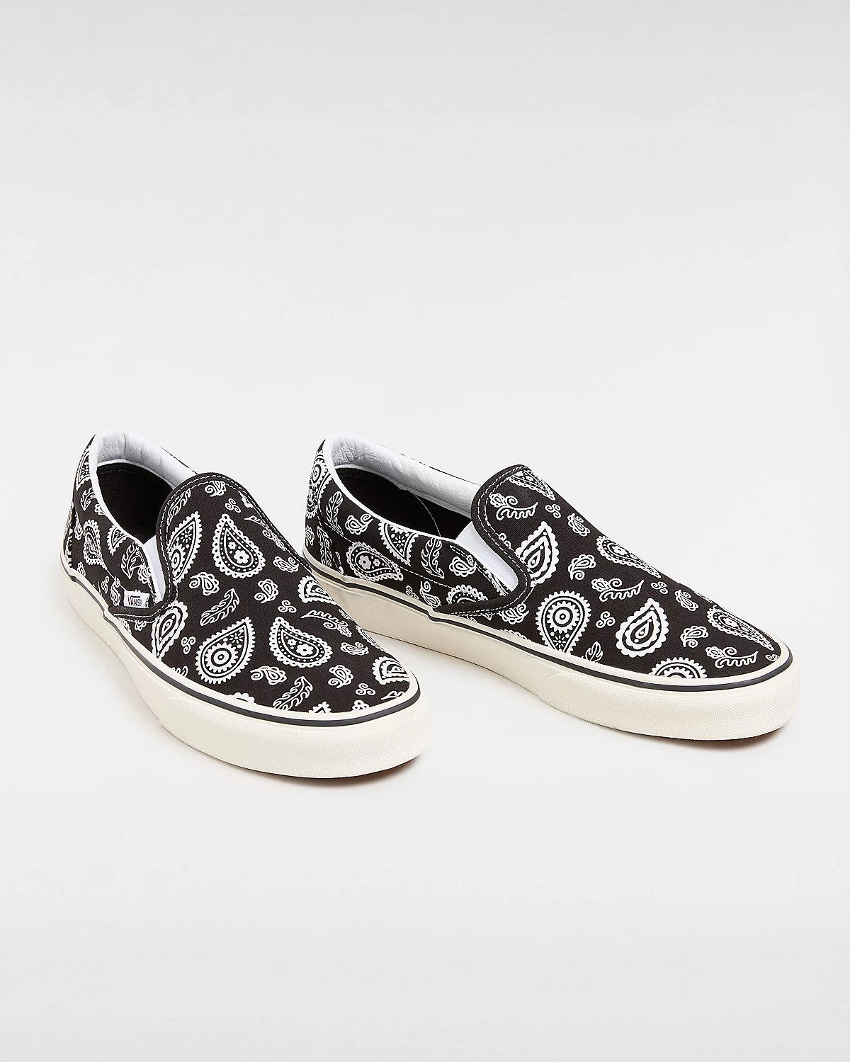 Кецове и обувки Vans Classic Slip-On 41 Черно | VN0009Q7BMA1, 1