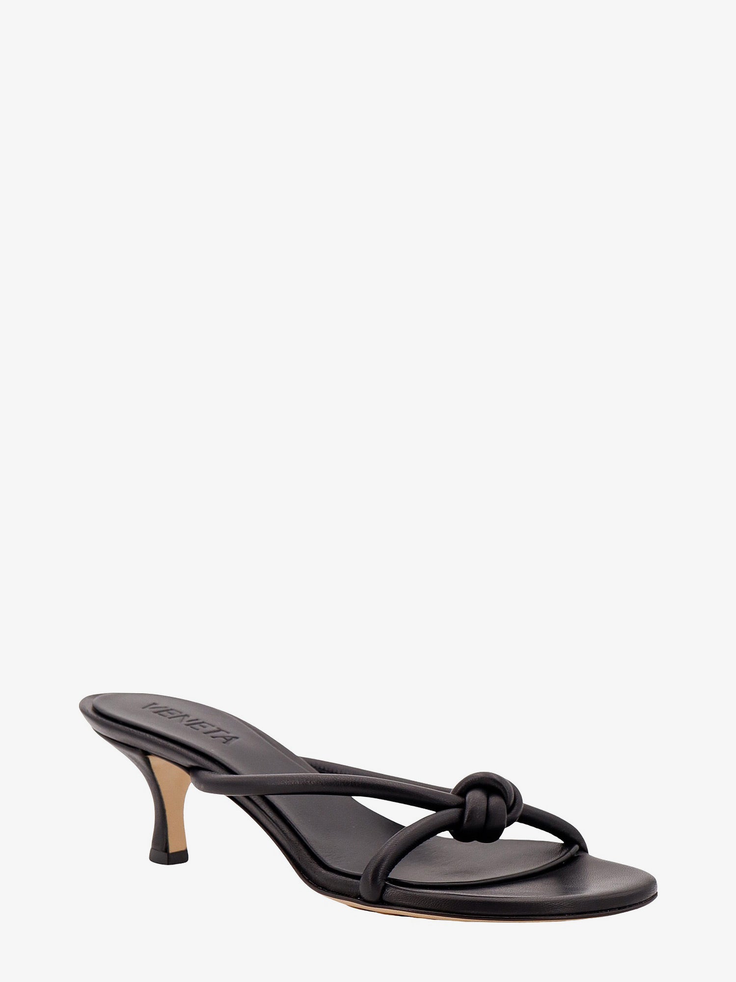 Кецове и обувки Bottega Veneta Blink Knotted Leather Sandals Черно | 775417V3H601000, 1