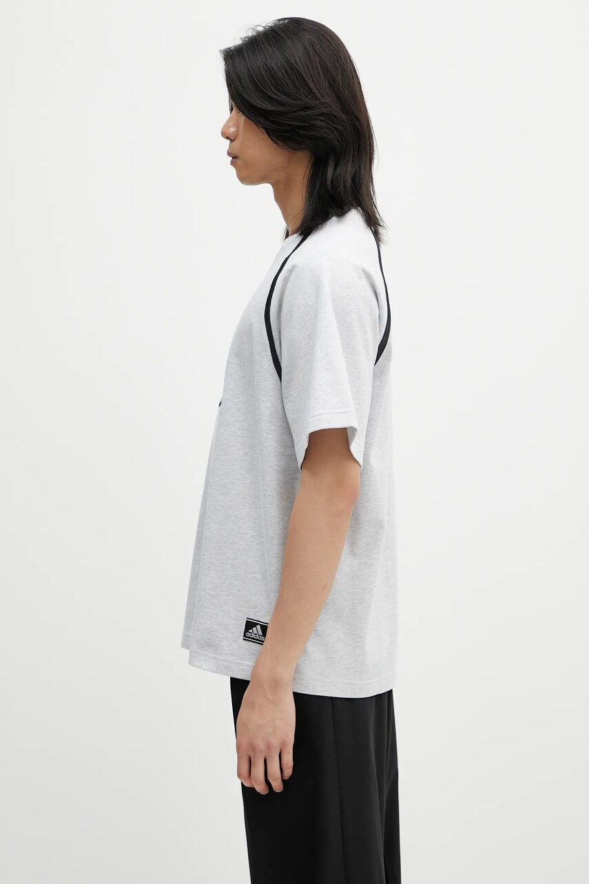 Тениска adidas Performance Badge of Sport Graphic T-Shirt Сиво | IM7839, 1