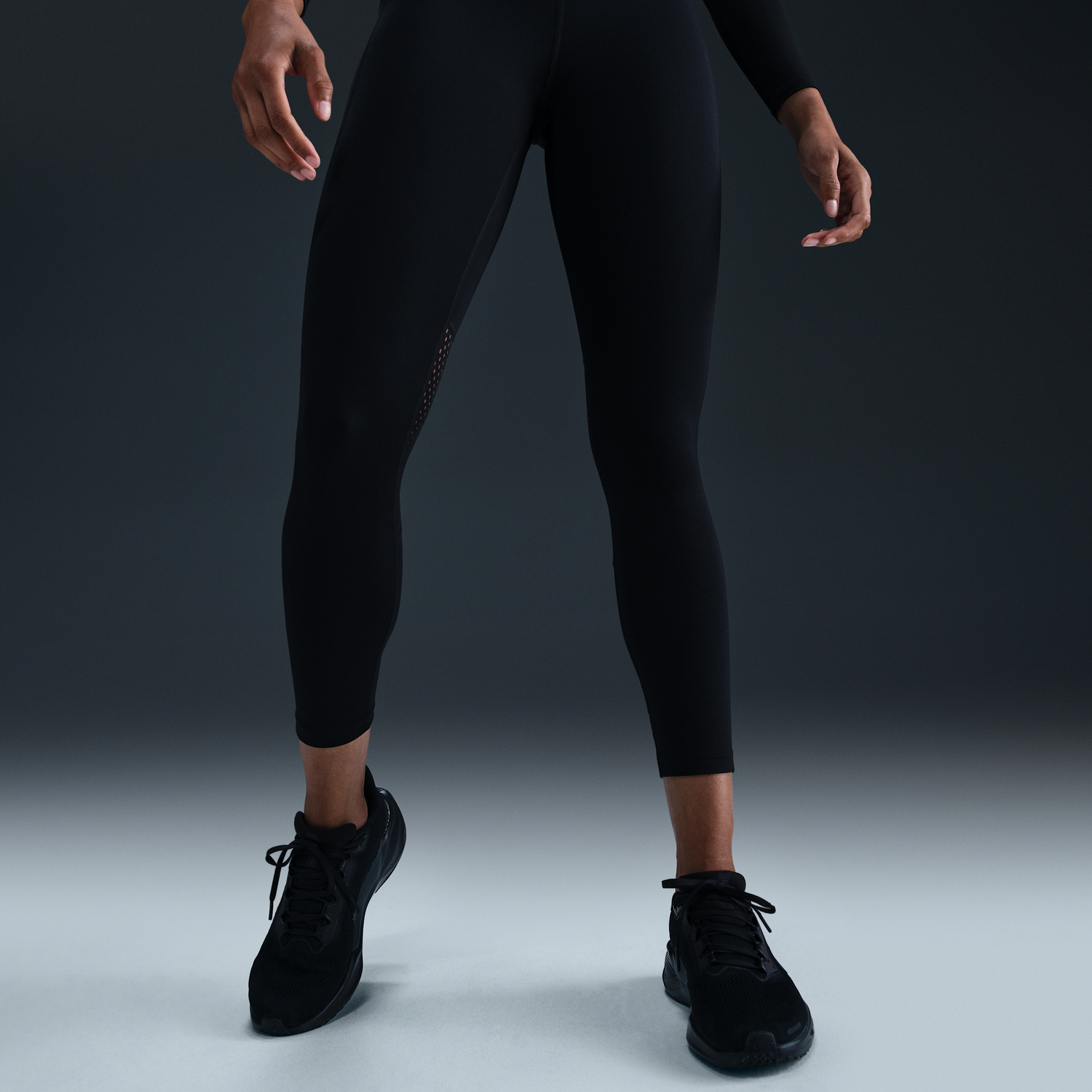 Сутиен Nike Nike Fast 7/8 Mid-Rise Leggings Черно | HV8900-010, 1