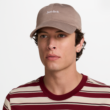 Шапка с козирка Nike Nike Club JDI Unstructured Cap Кафяво | FB5370-214, 0