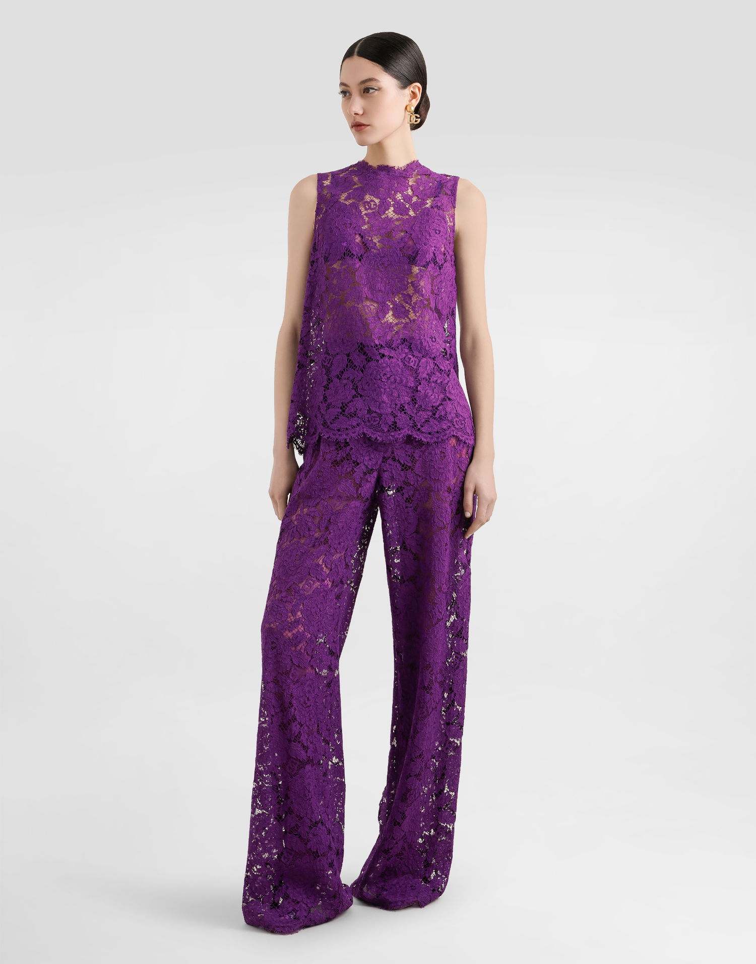 Потник Dolce & Gabbana Dolce & Gabbana Cordonetto Floral Lace Sleeveless High-Neck Top Лилаво | F73G9THLM7LF0571, 1