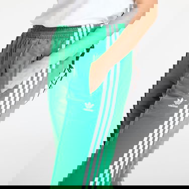 Спортни панталони adidas Originals Firebird Adicolor Track Pants Зелено | JC8283, 1