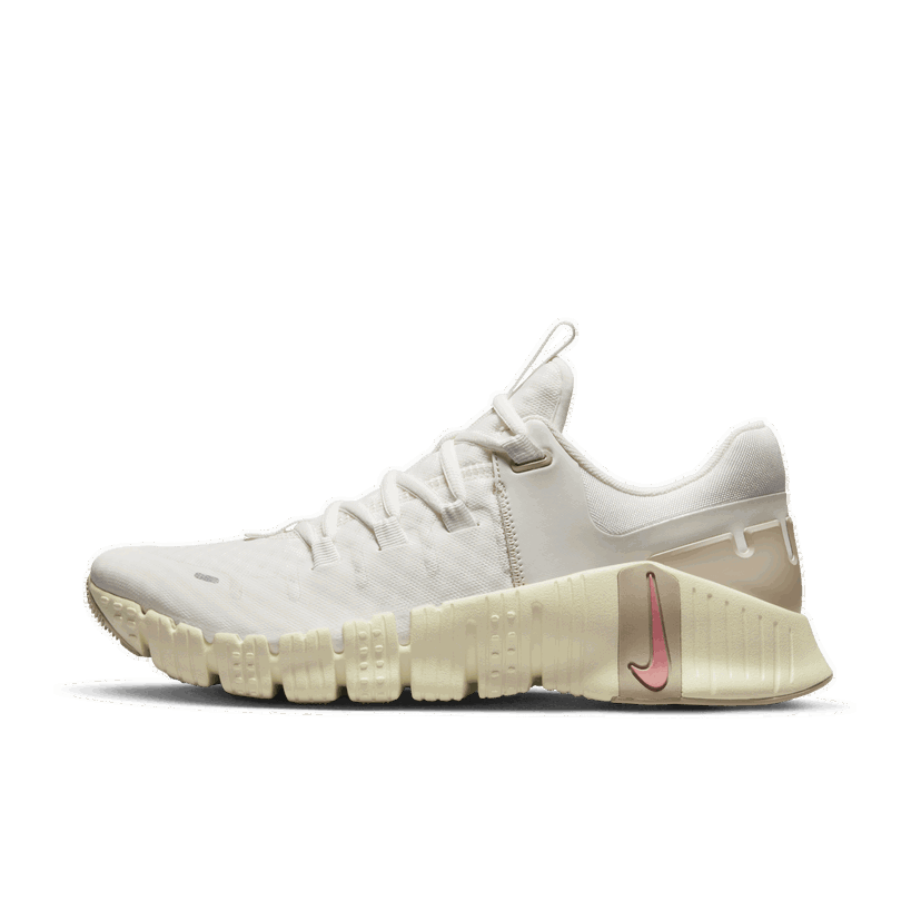 Кецове и обувки Nike Free Metcon 5 W Бежово | DV3950-100