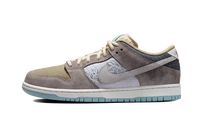 SB Dunk Low Big Money Savings 42.5
